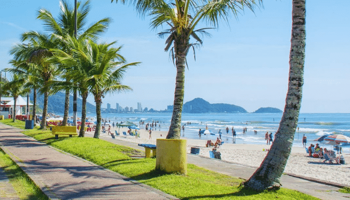 Embora as praias do Paraná não sejam muito divulgadas, confira as 10 melhores que merecem a sua visita, principalmente a Ilha do Mel.
