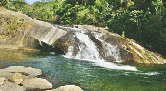 Cachoeira do Escorrega, a mais famosa de Visconde do Mauá.