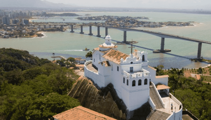 Veja aqui como montar seu roteiro para conhecer os principais pontos turísticos de Vila Velha em apenas 2 dias.