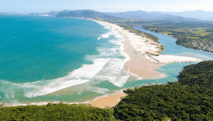 Palhoça fica no litoral sul de Santa Catarina e é repleta de belezas naturais, praias, trilhas entre outras atrações.Confira os detalhes.