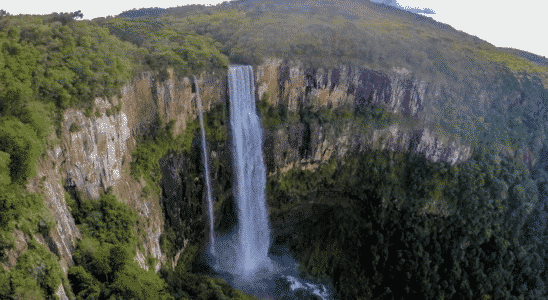 Prudentópolis é a Terra das Cachoeiras Gigantes, sendo que muitas possuem mais de 100m de altura.
