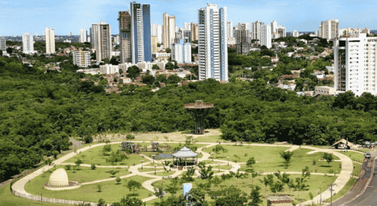Vista do lindo Parque Mãe Bonifácia em Cuiabá.