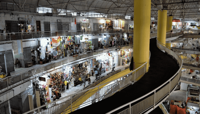 Conhecer o mercado municipal da cidade não é apenas fazer compras, mas também conhecer a gastronomia e cultura local, veja mais.