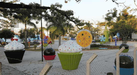 Praça dos Exageros, uma bela atração em Itu.