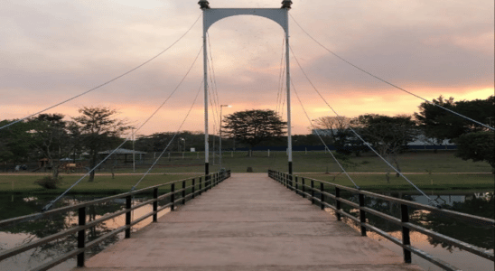 Final de tarde no Parque da Mina de Ouro, uma bela atração de Araçariguama, SP.