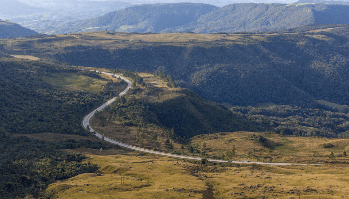 Rancho Queimado fica no começo da Serra Catarinense, com clima agradável, belezas naturais e muita gastronomia, confira os detalhes.