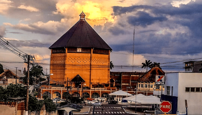 O estado do Acre possui muitas cidades e atrações interessantes, confira algumas delas e os passeios imperdíveis em cada uma.