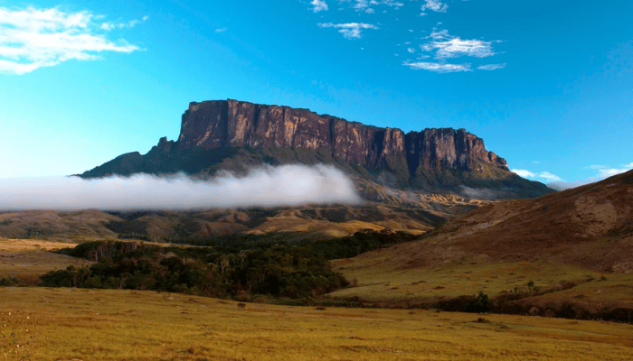 Roraima é ótimo destino para quem gosta de turismo de aventura, bem como, descansar em meio a natureza, confira as dicas e monte seu roteiro.