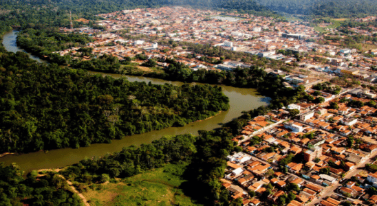 Vista da cidade de Parauapebas e também da floresta nacional.