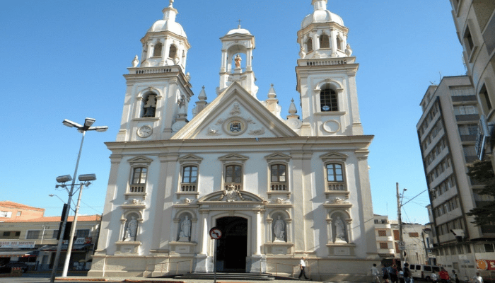 Guaratinguetá possui atrações para todos os gostos, desde turismo religioso, cultural, histórico, naturais, festas e festivais, confira.