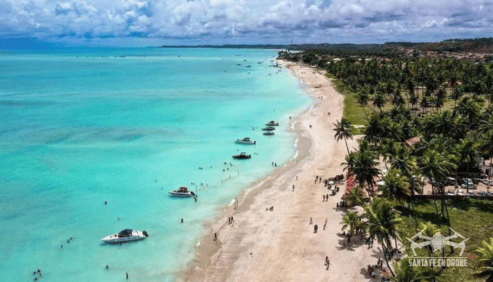 A Praia de Antunes é uma das mais bonitas de Alagoas, com piscinas naturais, cenários paradisíacos e boa infraestrutura turística, confira.