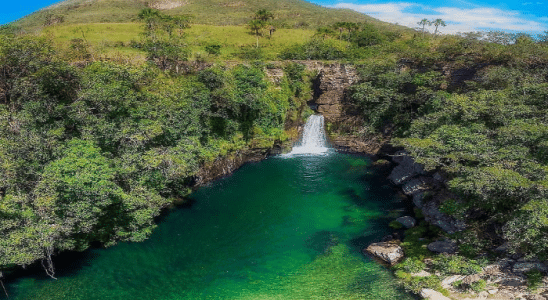 Uma das belas cachoeiras que você encontrará em Cavalcante