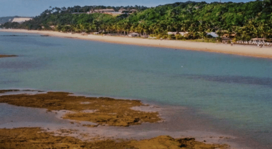 Praia do Parracho uma das mais populares de Arraial d´Ajuda.