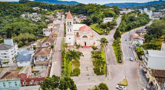 Igreja Matriz de Urussanga, no centro da cidade.