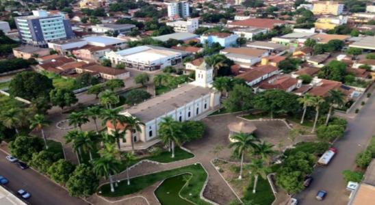 Vista aérea da Igreja Matriz Nossa Senhora do Patrocínio em Abaeté,