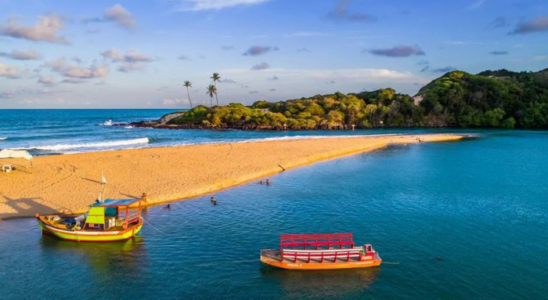 Um pedaço do paraíso que é Barra de Camaratuba.