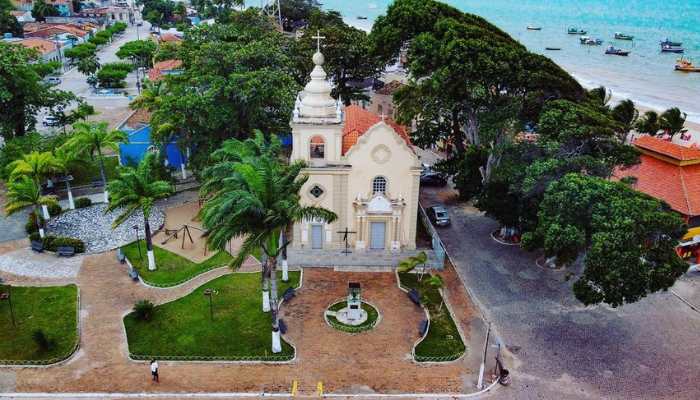 São José da Coroa Grande tem praias lindas, quentinhas e piscinas naturais. Uma cidade tranquila e boa para passar dias agradáveis, confira.