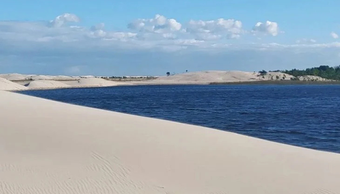 Em Mostardas você pode escolher se quer tomar banho de lagoa ou na lagoa de águas doces. Andar de buggy ou 4x4 nas dunas, confira as dicas.