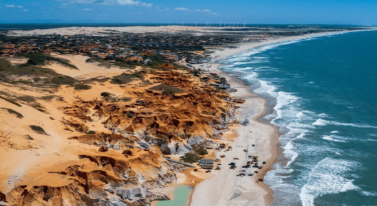 Praia do Morro Branco, uma das mais lindas e famosas de Beberibe.